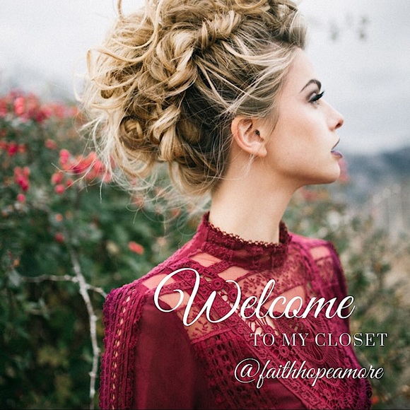 đWELCOME to My Closet! - Picture 7 of 8